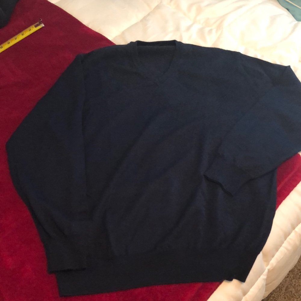 Giorgiolini Italian wool sweater.